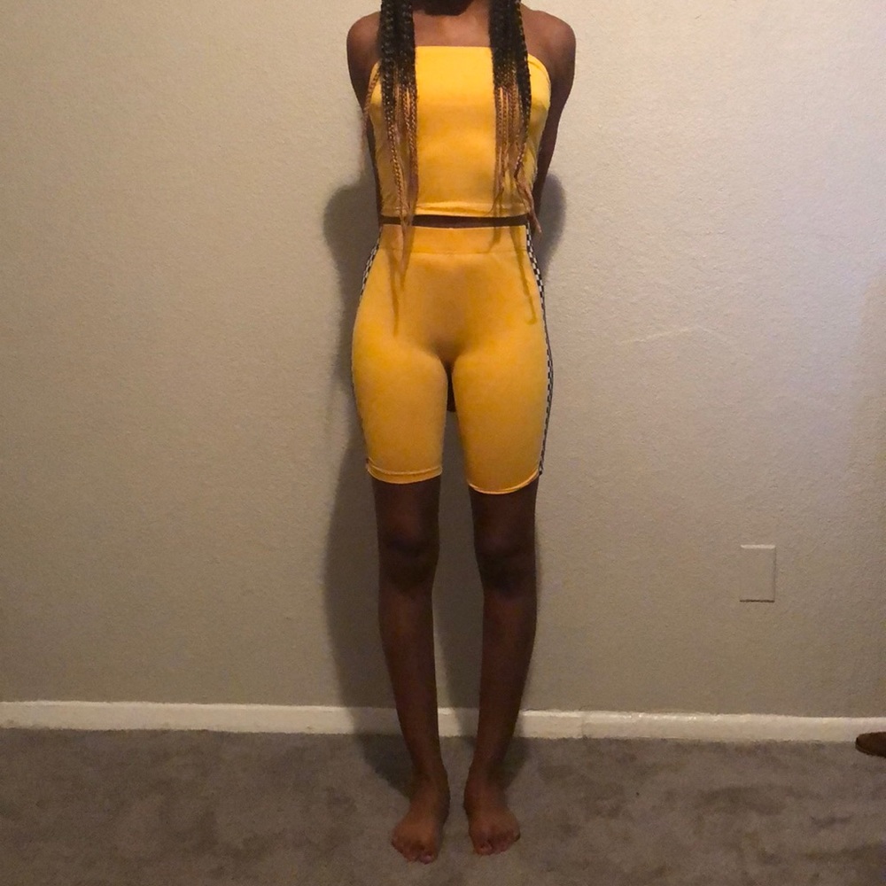 Checker yellow two piece